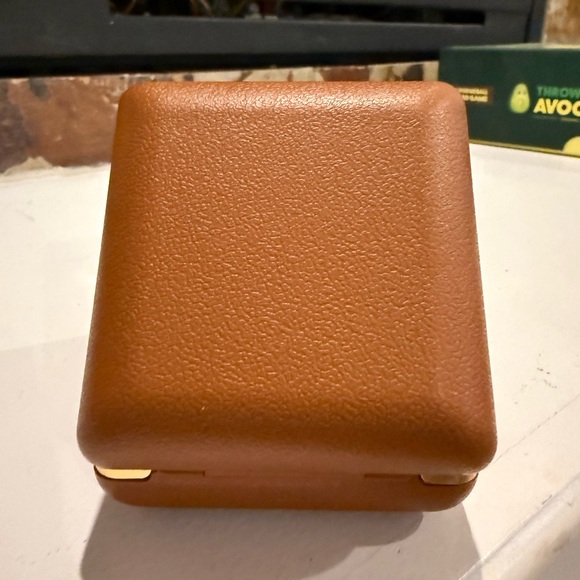 Westclox Gold and Brown Travel Alarm Clock - Picture 5 of 8